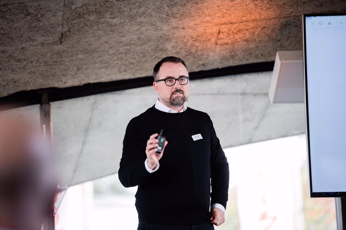 Davosdecl2018's tweet photo. Francesco Della Casa, Head Architect of the Canton of Geneva, chairs the discussion together with @AlanuVonRadecki, John Hall @UNDP and Kelly Doran @MASSDesignLab on issues related to the systematisation of Baukultur. #baukultur19 https://t.co/9HE7gKcsSc