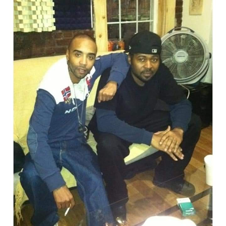 UturnsW's tweet photo. @WuTangOnHulu The mighty RNs the originator of the @WuTangClan sound&amp;movement!! #BLACKPOWER #POPTHEBROWNHORNET #GPTHEGRAIN #GPWU #StatenIsland #shyheimtheruggedchild #reverbnation #soundcloud #youtube #brealtv #RockTheBellsRadio https://t.co/Kvkz2gsjc6