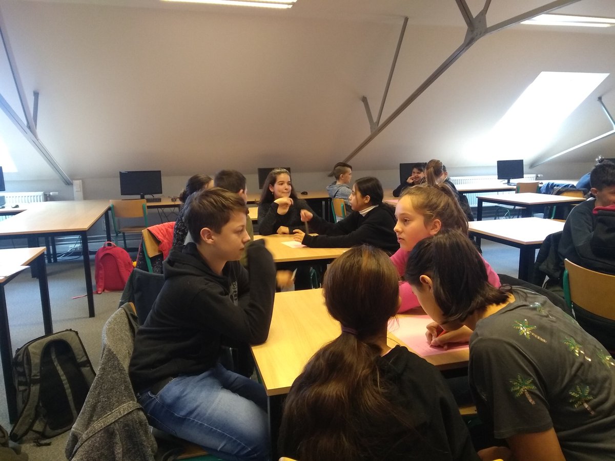 De nieuwe leerlingenraad van het Junior College is ondertussen opgestart. We wensen de leerlingen veel inspiratie.