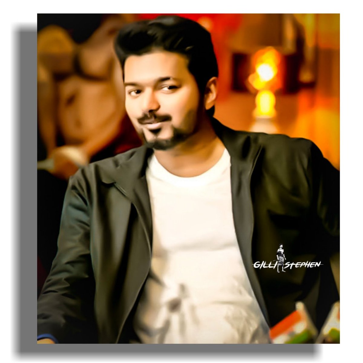 gilli_stephen's tweet photo. #ANOTHER EDIT #PULINGO STYELE #THALAPATHY MASSIVE PIC #MERATTAL SMILE 😈
#my new edit 😉 https://t.co/R9sdkErVm4