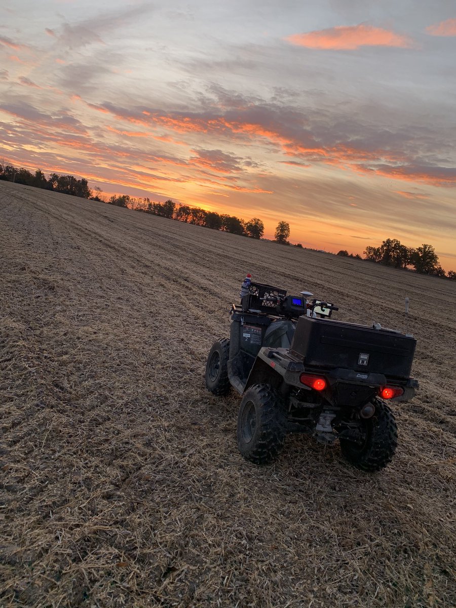 soilman24's tweet photo. A perfect morning to get out early for some soil sampling!! It does help the first field is 0.5 miles from my house... #beforethefreeze @_AgriVision_ @Muleball12 https://t.co/IMYAN0Oy12