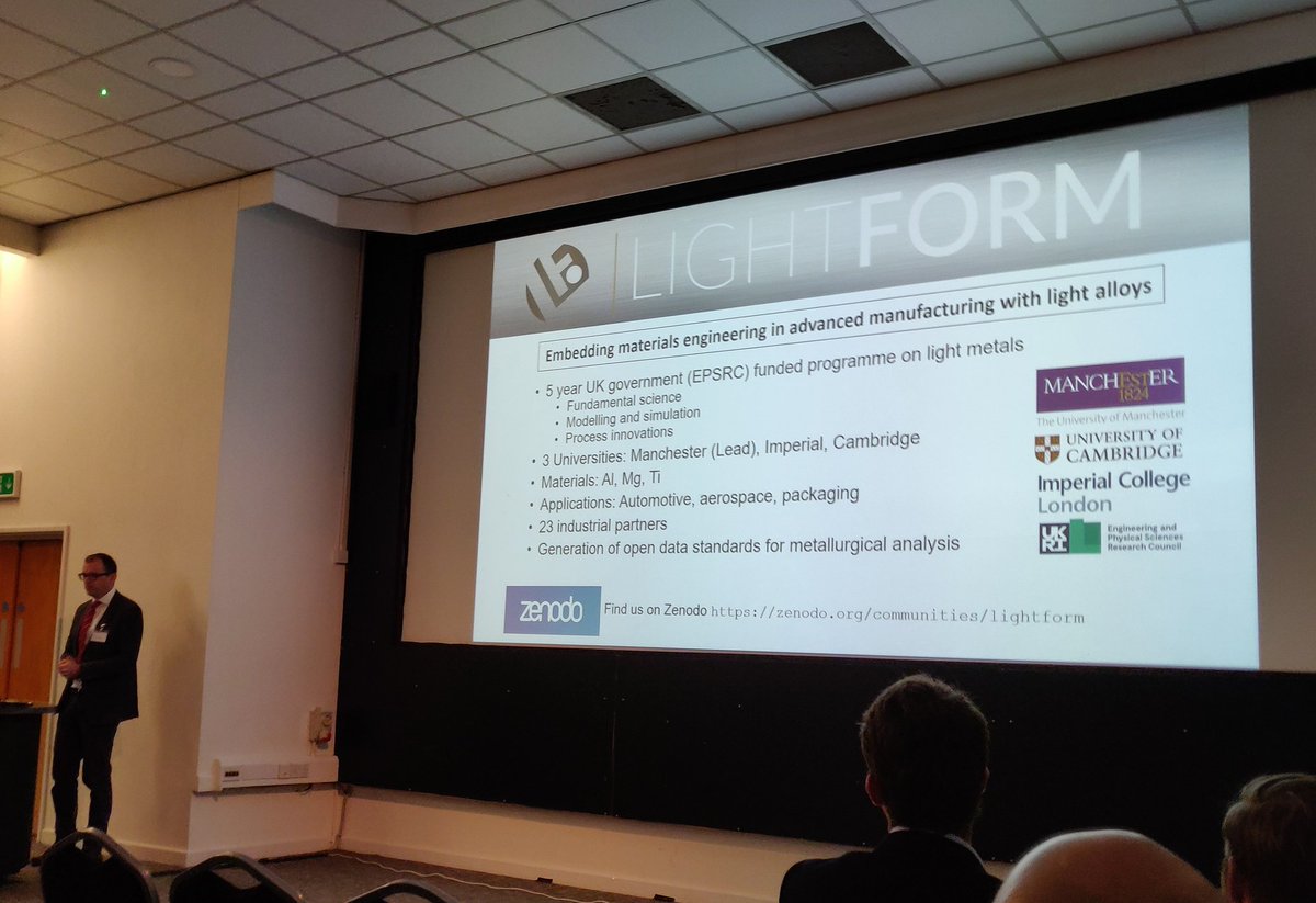 jqfonseca's tweet photo. Prof. Joe Robson welcomes almost 300 light alloy researchers to Manchester for #LightMAT and talking about #LightForm, our @EPSRC programme grant. https://t.co/lkKl6vjn3n
