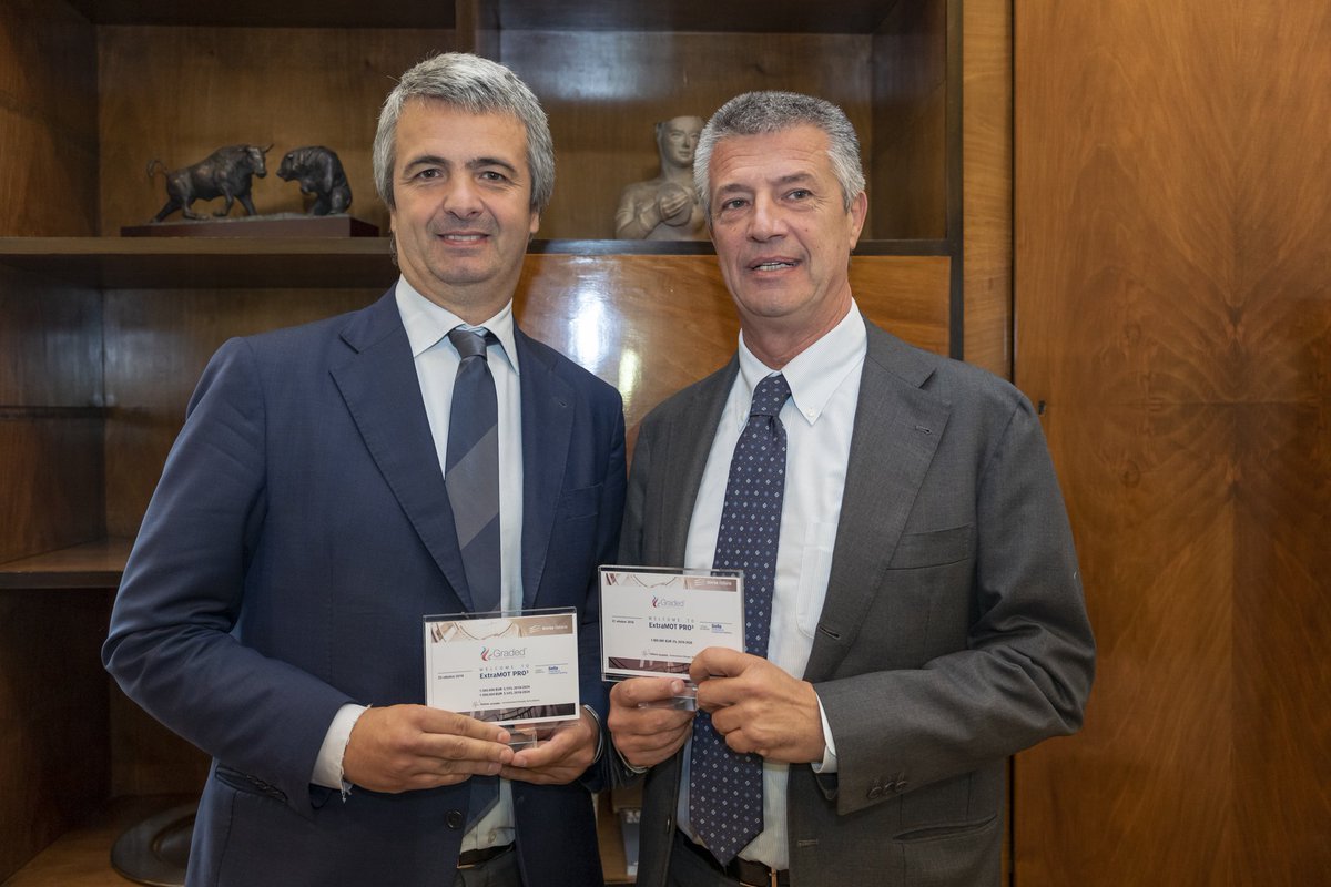 GradedSpa's tweet photo. I minibond di @GradedSpa “debuttano” su #ExtraMOTPRO³, il nuovo segmento di @BorsaItalianaIT per la crescita delle #Pmi. La cerimonia di quotazione si è tenuta lo scorso 31 ottobre a Palazzo Mezzanotte.
📸Ecco il fotoracconto della giornata/1
#finance #innovation #Industry40 https://t.co/v4xiDfYYlK
