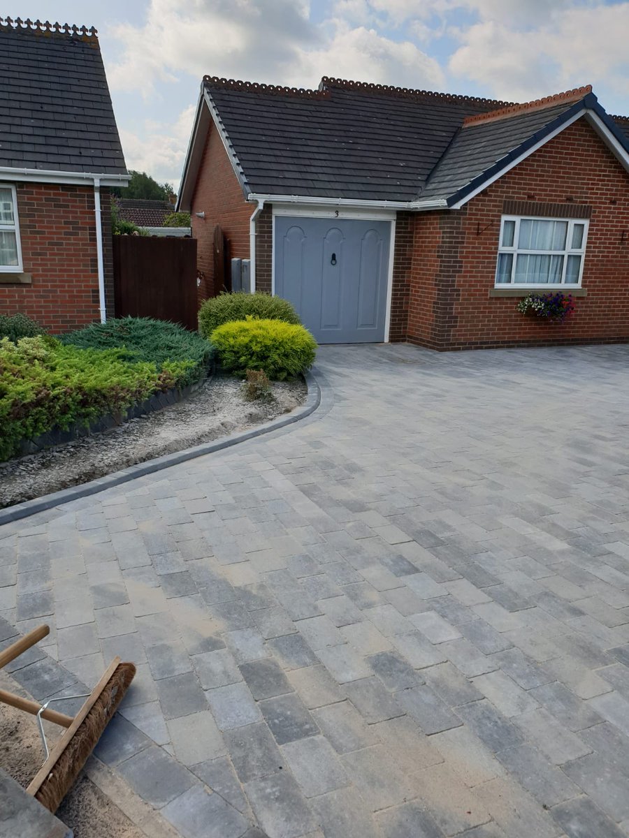Rothley_Bespoke's tweet photo. Divine driveway completed by us! For your free no obligation quote call us today on 01509649142! https://t.co/TCO55ulOON