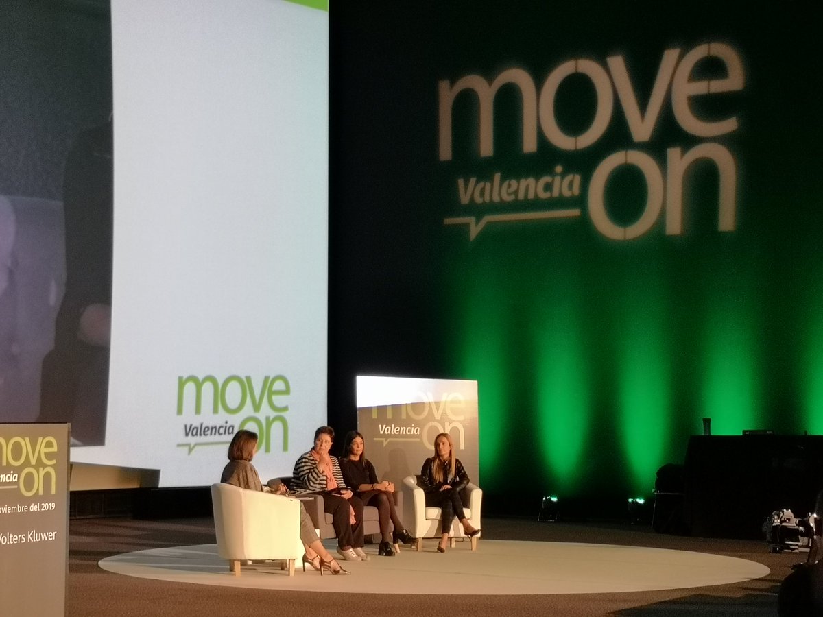 Danionlyone's tweet photo. #MoveOnWK Europa dice que los empresarios no terminan de creerse que la aplicación de la tecnología es imprescindible para transformar. La innovación es clave y disponer de agenda estratégica, el futuro de cualquier negocio @WKAsesores @WKPymes
#a3innuva #a3doccloud #a3factura https://t.co/6548RzclZd