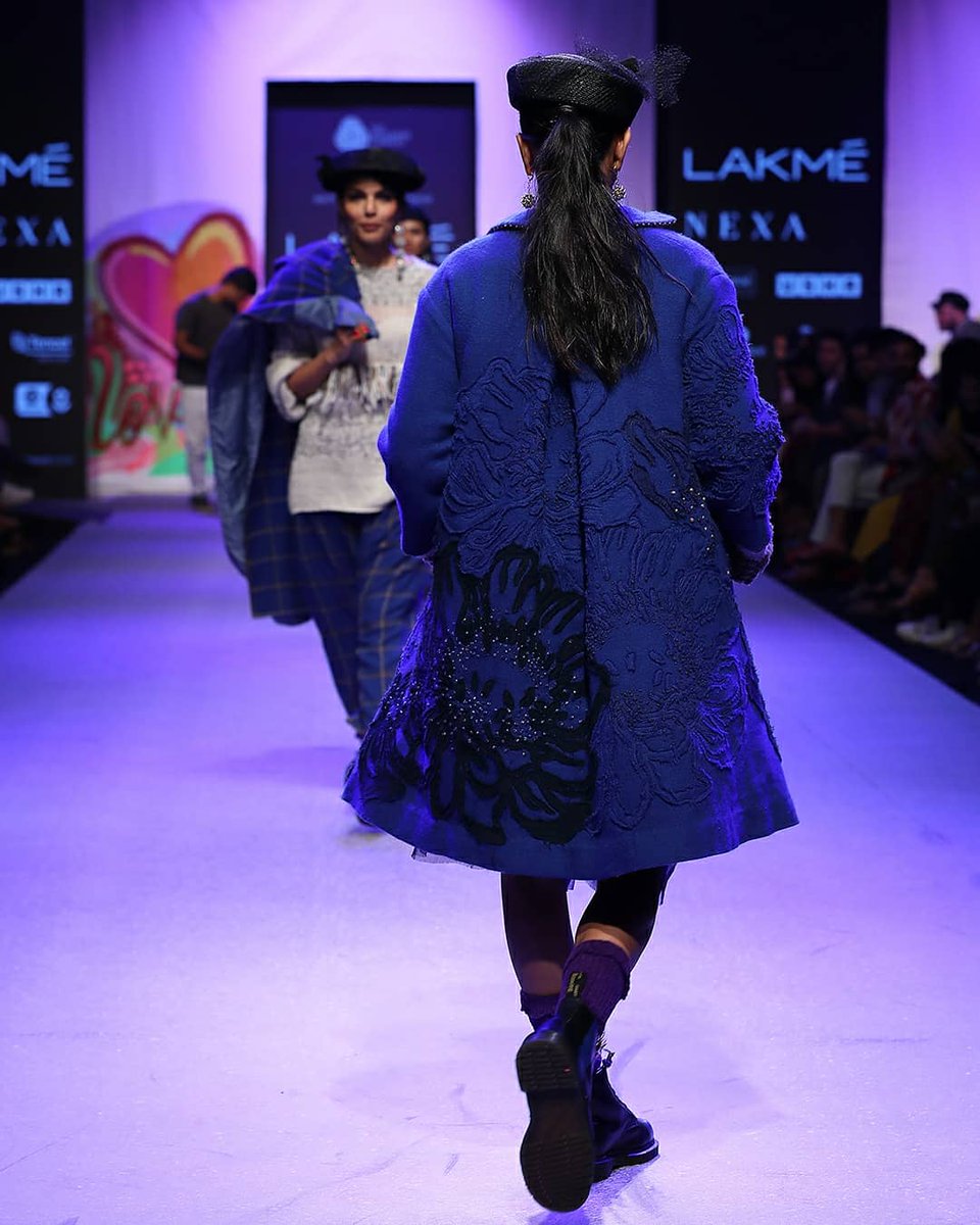 ilovepero's tweet photo. péro fall-winter 2019 ❤
📍Goodearth, Khan market
🗓9th November onwards
⏰11 am - 8 pm
#themagicballoflove #woolmark #merino #kullu
#10yearsofpero #peroshowcases #showsofpero #peroarchives https://t.co/BjZTCIfpHc