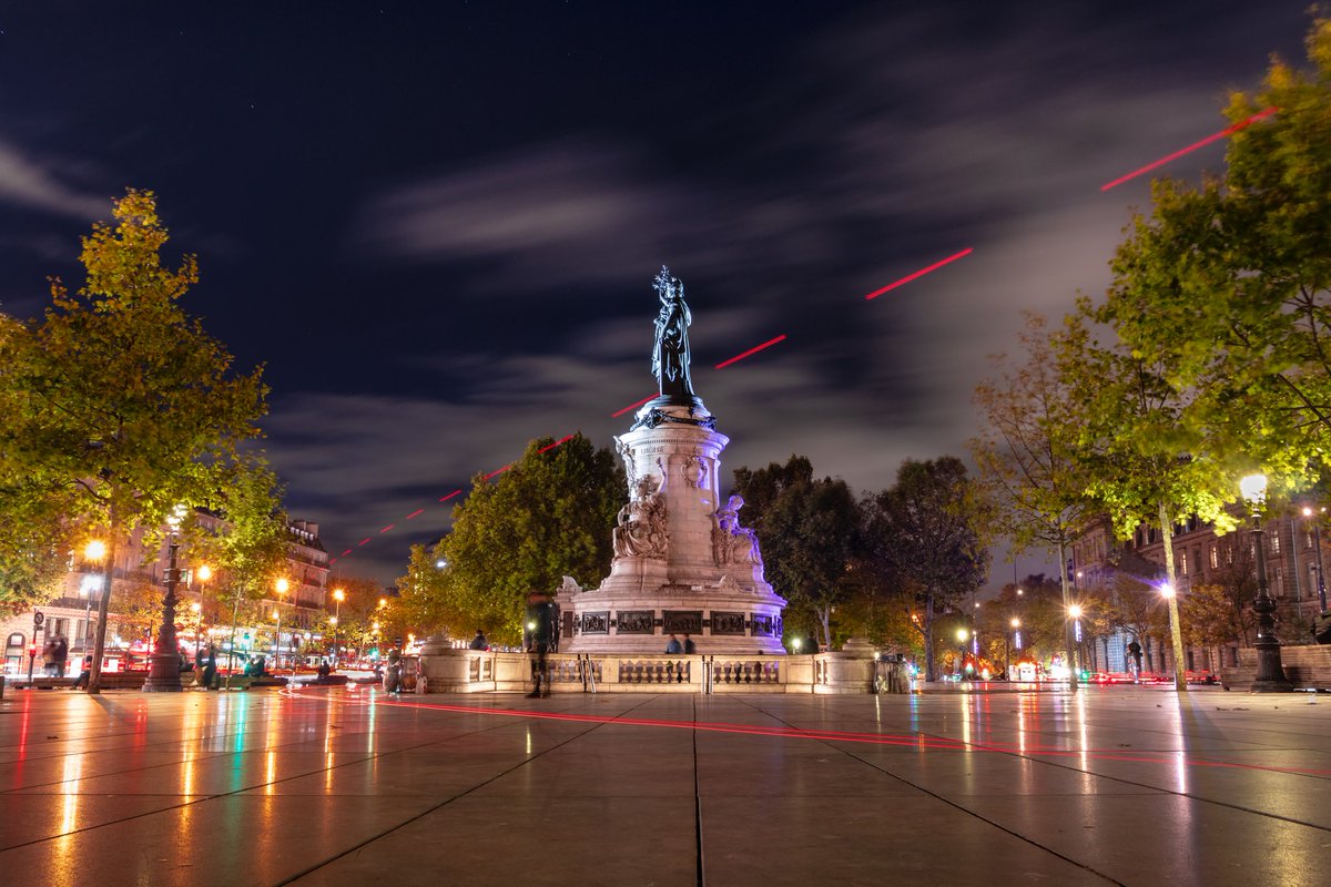 Place République by night Paris France 🇫🇷
.
.
.
#paris #parisparis #paris_maville #paris6 #streetstyleparis #paris🗼 #parisstreetstyle #parisvibes #parisianlifestyle #parisianvibes #paristourisme #graffitiparis #hotmanparis #paris_focus_on #vivreparis