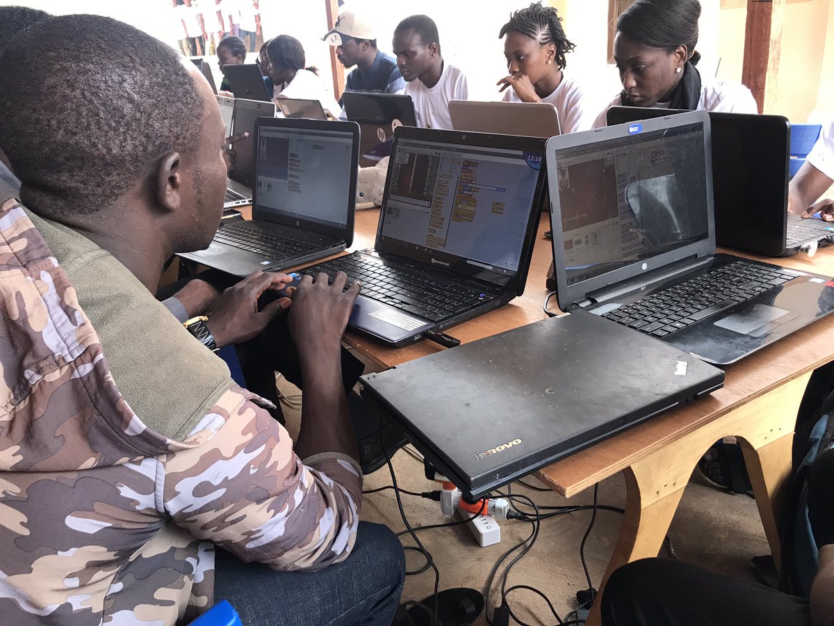 ImpalaEdTech's tweet photo. Après le jeu de pommes, les #TechEducators sont en train de créer un jeu #Fati, un jeu de quizz pour sensibiliser et faire progresser la cause des filles.
#CeQueFatiVeut #CeQueJeVeux229
#EdTech #SDG4 #SDG5 #ImpalaEdTech #GirlsInTech #DigitalSkills #BeninNumerique #wasexo https://t.co/7ythw1PJhj