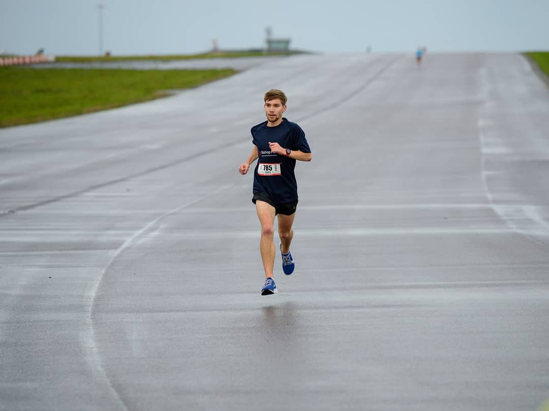 ollie_tee96's tweet photo. Fantastic route for a 10k around Newquay Airport raising money for @cornwallairamb as part of team @BishopFlemingUK on Sunday 📸 @pr4photos #runwayrunaround https://t.co/dmBjkmjHE2