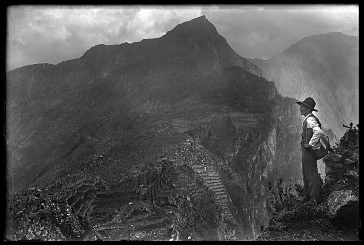 DiarioElPeruano's tweet photo. 📸¡Buenas noticias! Obra fotográfica de Martín Chambi es declarada Patrimonio Cultural de la Nación. Mira la fotogalería completa aquí  https://t.co/jv7uqJBJ1q vía @Agencia_Andina 

(Fotos: Martín Chambi) https://t.co/wMKa2T5N9B