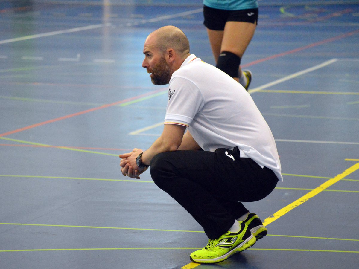 RFEBalonmano's tweet photo. 🇪🇸 #GuerrerasJuveniles | @pablopv35 se estrena con 16 jugadoras para jugar el #Scandiberico2019🇳🇴🇸🇪🇵🇹

📆 22-24 noviembre
📌 Hønefoss (Noruega)

📝 Lista completa 👉 https://t.co/geW2xVO3YH https://t.co/8WmNtHBzIS