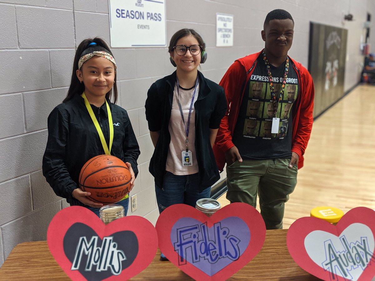 HumbleISD_HMS's tweet image. This past Saturday we had our HMS staff and students come together to raise awareness and funds to help fight heart disease and strokes! ❤️
 #GLHWalk #Humbleisd #HMSfamily #Heartwalk2019