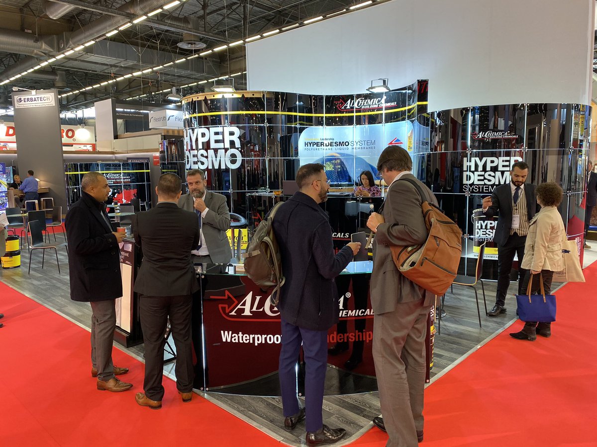 AlchimicaPolska's tweet photo. Trwa drugi dzień Międzynarodowych Targów Budowlanych #batimat2019 w Paryżu. Zapraszamy na nasze stoisko G139 w pawilonie 6! #batimat #Alchimica #AlchimicaPolska #budownictwo #targi #targibudowlane #waterproof #dach #dekarz #Paryż #Hyperdesmo https://t.co/sQdpouGlJn