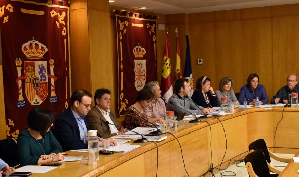 DaimielNoticias's tweet photo. El #AyuntamientodeDaimiel reclama un trasvase a ‘Las Tablas’ ▶ https://t.co/RhxovrK2T9 https://t.co/8ulU2yIZsb