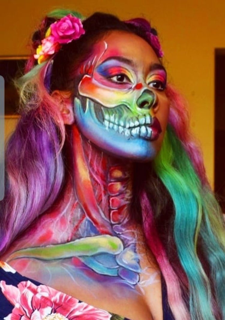 DeraeRai's tweet photo. I feel too old to still be doing this but here for the fun of it... #dayofthedeadmakeup #skullmakeup #makeup https://t.co/UKdPo8a08t