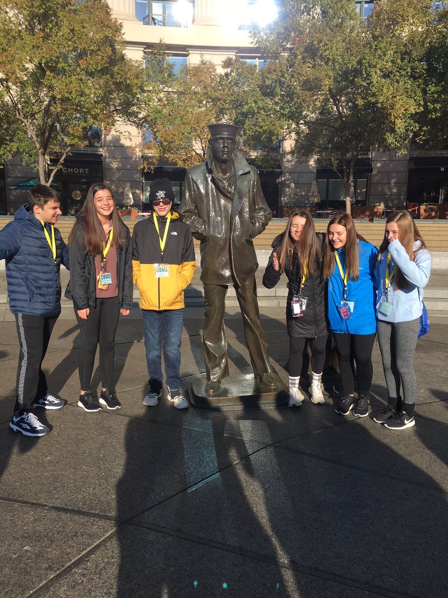 MckibbenAmy's tweet photo. At the Navy Memorial 
#berkdc19 #bus3 https://t.co/xerV0Ddrhu