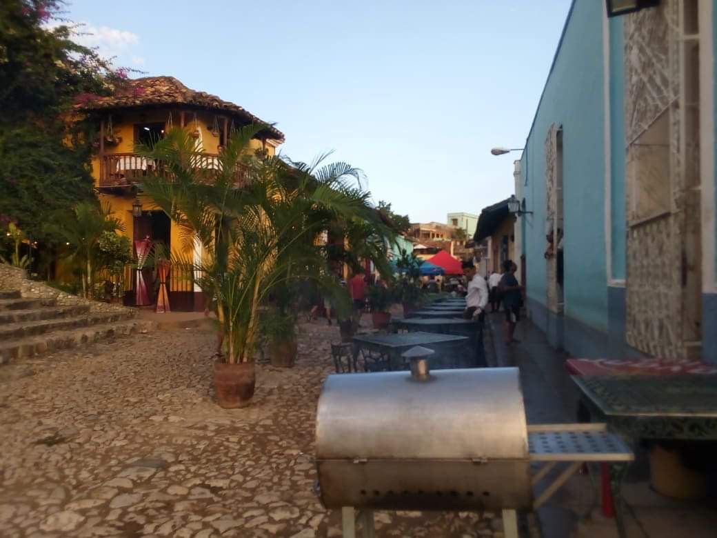 exptherealcuba's tweet photo. Trinidad Gourmet 2019 #festival #foodie #Cubanfood #culture #food #tradition #visitcuba #experiencecuba #cubatrip #cuba https://t.co/gv0kCC6f7K https://t.co/ssRYSr4Yc4