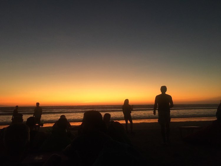 doesuchan's tweet photo. 海外旅行に行ってる友達から送ってもらった写真がエモすぎてやばい
めちゃchillしてね？？とか友達と言いながらブリブリになりてぇ🙉 https://t.co/Iu7mG2FW0X
