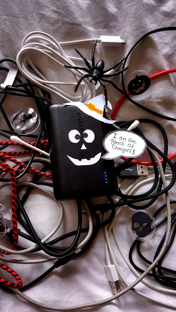 riazxahmed's tweet photo. @AnkerOfficial Happy late Halloween ft @AnkerOfficial - #PowerCore10000 for #halloween2019 👻🎃🕷
"I am the ghost of chargers!" - 💬 https://t.co/zcHBz96N3i