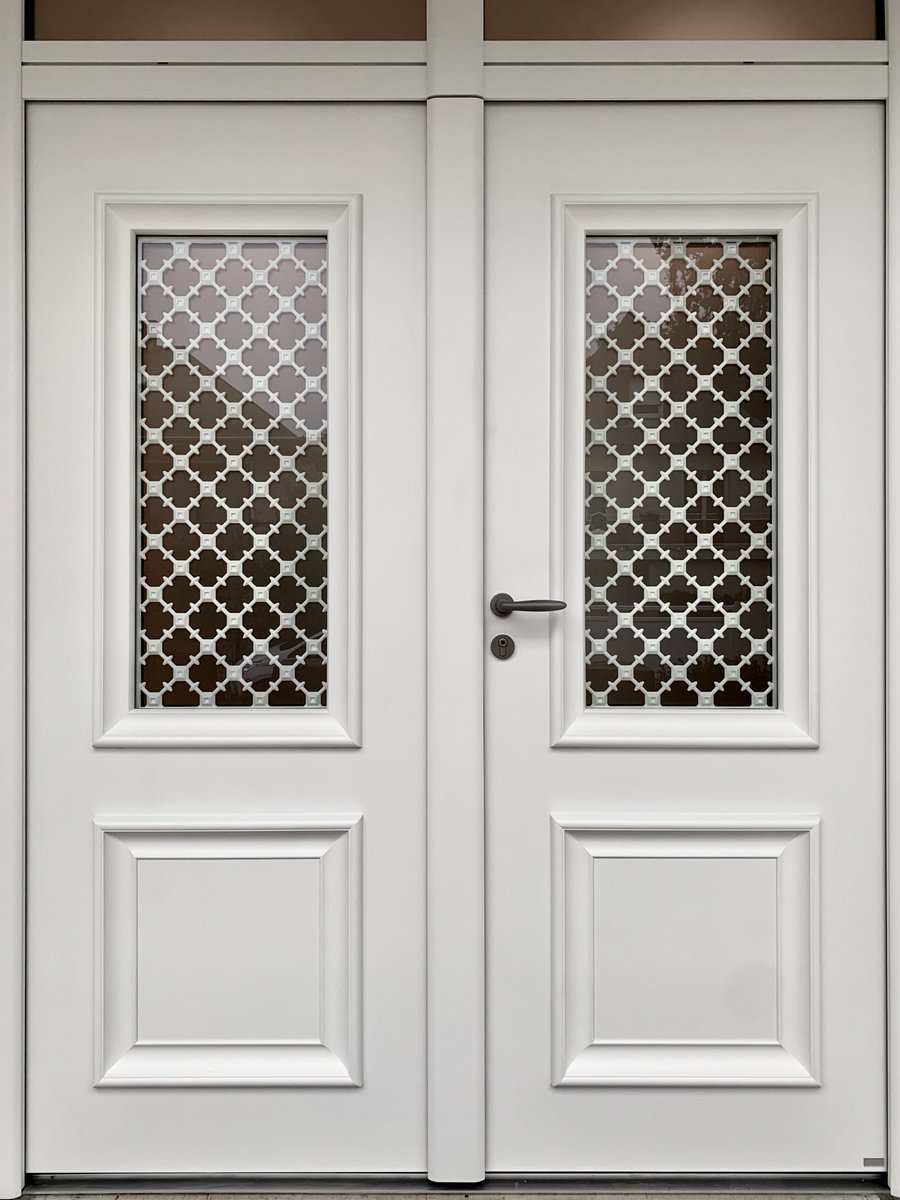 1000 Ty Services tweet media