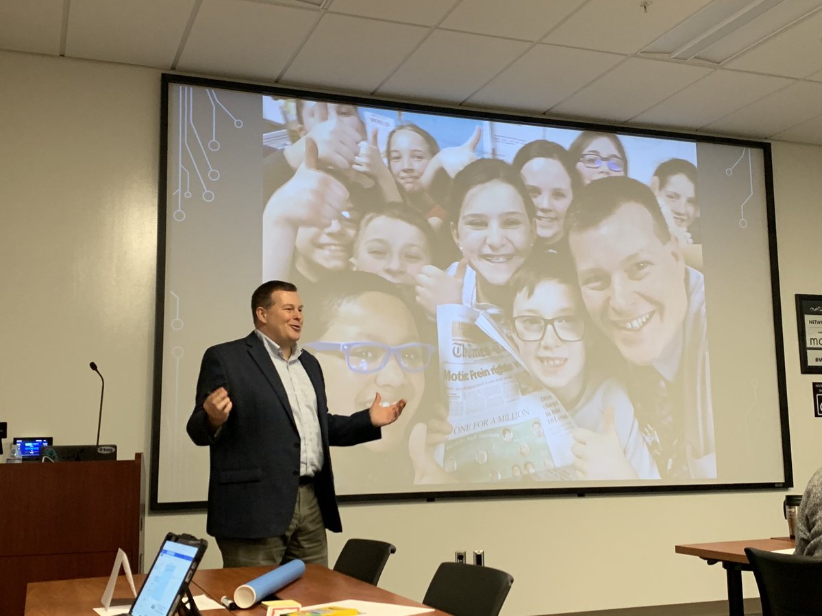 brookem1015's tweet photo. So excited to have @msoskil here @MCIU today to speak about global connections and expanding classroom walls! #MCIULearns #SparkEmpathy #GlobalEd #Teaching4IR https://t.co/NvKd7UYJEm