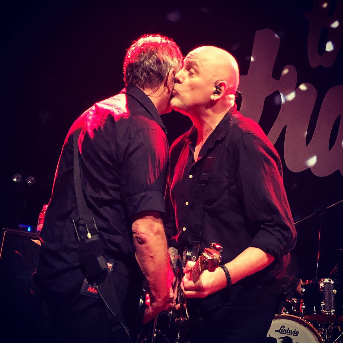 RSGBASS's tweet photo. Jean &amp; Baz
#thestranglers 
#jeanjacquesburnel #jjburnel 
#bazwarne https://t.co/G8gD5rSy27