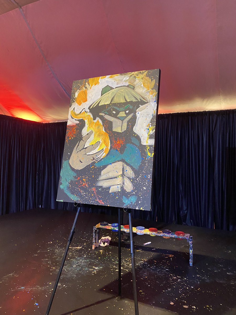 Steven Fishwick’s performance of paining Deep Panda upside down was fascinating to watch! #FalConUNITE19
