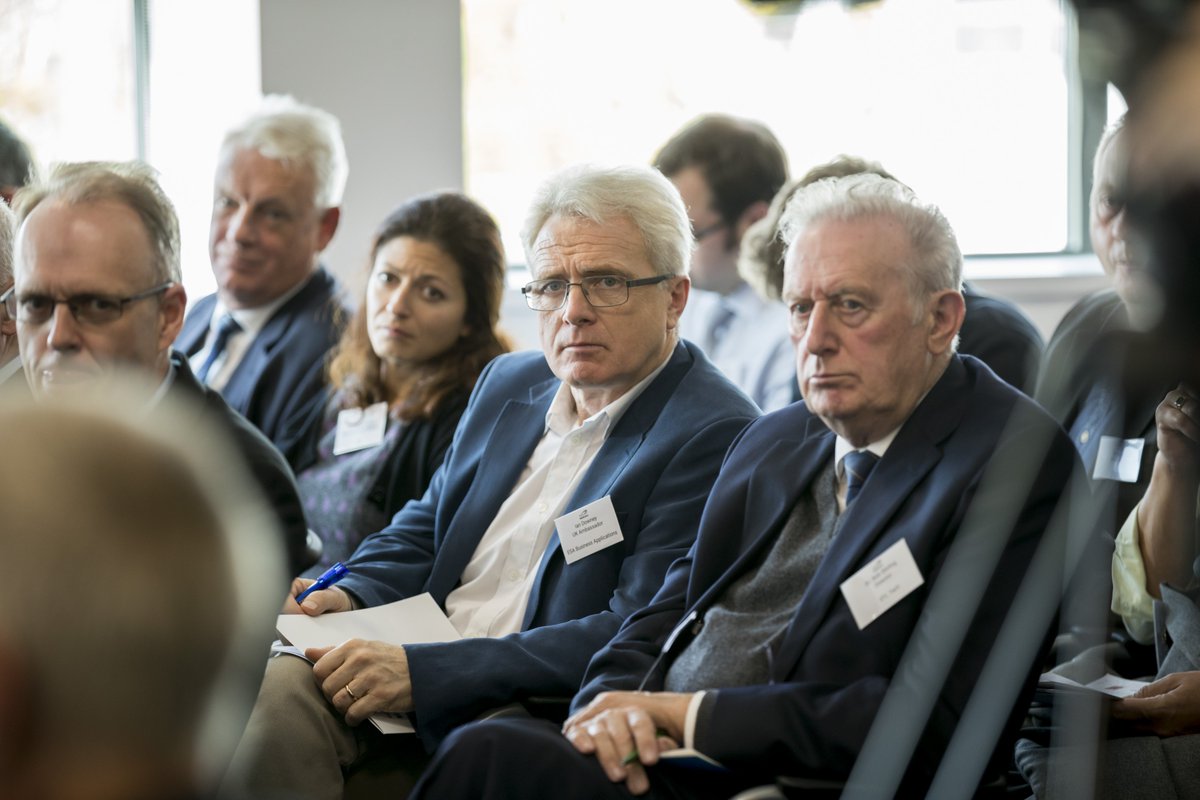 Airbus_Endeavr's tweet photo. Thanks to Andrew Lee @avoptics for sharing how #AirbusEndeavr helped the SME recruit new &amp; experienced talent ro research challenges faced by industry, share knowledge &amp; expertise, develop global solutions + win new contracts. Thanks to @AndyVoizey + @AVoptics_LW team. https://t.co/Hoqlj7cfjR