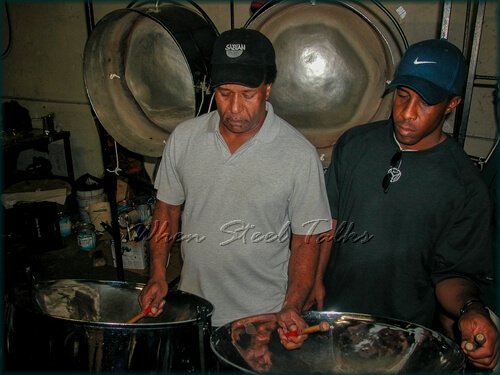 WhenSteelTalks's tweet photo. Robert Greenidge with Moods Pan Groove - 'Ben Lion' - https://t.co/JhEMTYtcbC --  #NewYork #RobertGreenidge #steelband #steelpan #steeldrum @jimmybuffett https://t.co/UytuMkqwdT