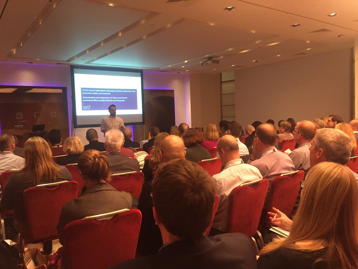 Did you know that only 8% of staff in the UK are engaged at work? <a href="/bertievw/">Bertie van Wyk</a> is getting people connected this afternoon at @SmartEstates19 in his talk about social ergonomics and #wellbeing