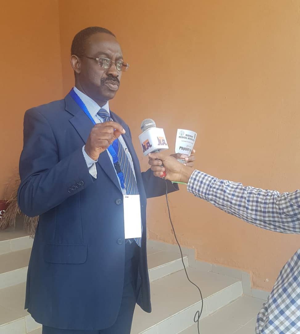 Omarbappah's tweet photo. It is with the greatest of sadness, that we inform you of the  passing of Associate professor Yahya Saidu Alkali CMD Federal teaching Hospital Gombe and Senior Lecturer Department of paediatrics. 
Janaza will take place at Emirs Palace Gombe 4:00pm
May Jannah be his final Abode https://t.co/RVKPHSKZ8Q