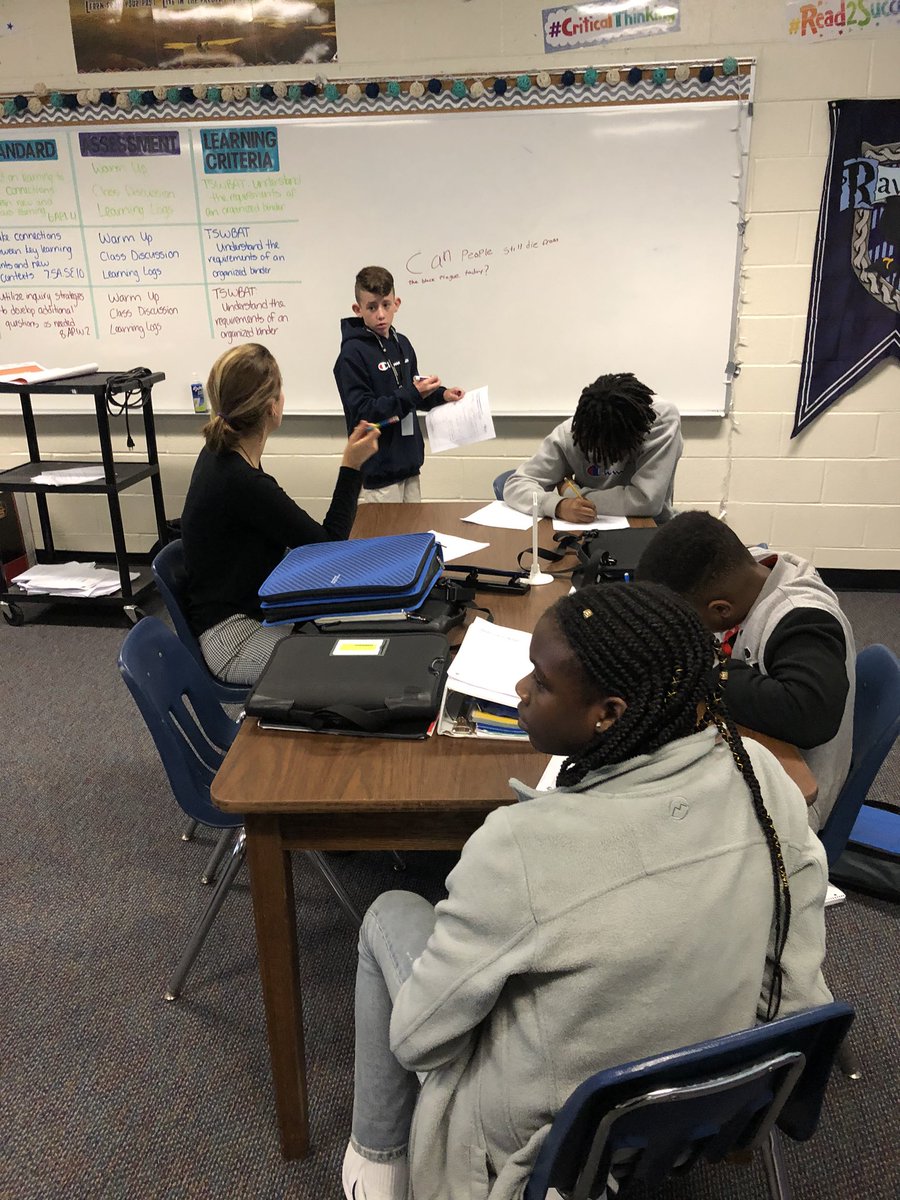 K_Bake_'s tweet photo. 6th graders are doing amazing with their AVID tutorials. Students are focused and on task and are asking meaningful questions. 🤦🏼♀️😭💁🏼♀️#proudteachermoment #BMSAVID #BMSMakeItHappen https://t.co/v4ICpB5PLv