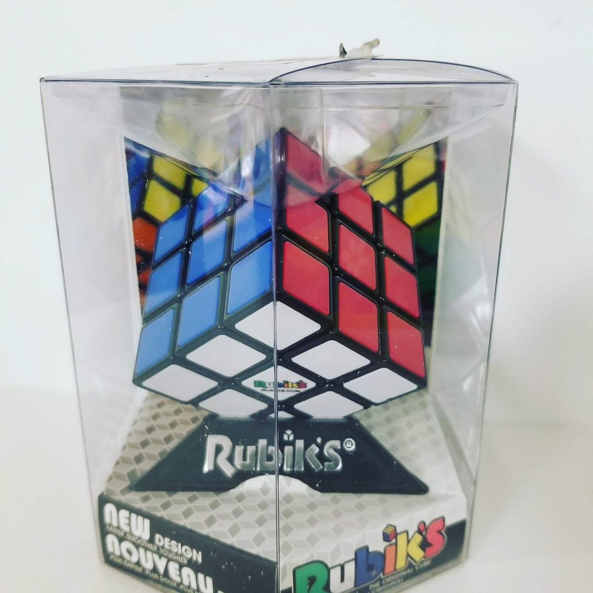 MindsEnchanted's tweet photo. Rubik's cubes are Great Stocking stuffers! They are available online and In store. https://t.co/HgzlUfJsav
#rubikscube #rubik #rubiks #rubikscubes #rubikslife #rubikscubemagic #brainteasers #match #colormatch #threebythree #enchantedmindsgames  @Rubiks_Official https://t.co/Ocxvm9U88X