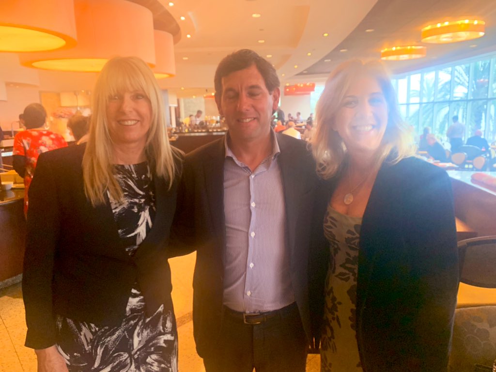 Ale_Brandolini's tweet photo. Con la presidenta de #FIBEP María Laura García y Nicolas Novoa presidente de #ADEPA comienza #Fibep2019 en Lima #WSMC19 https://t.co/7xy4ZxFI7Q