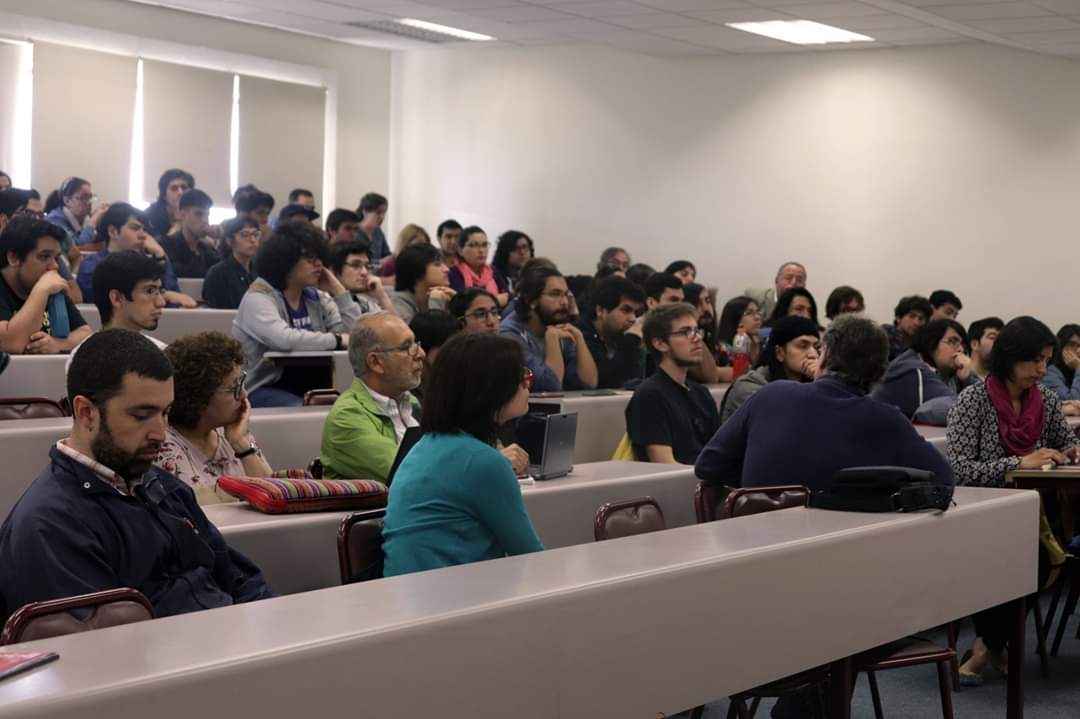 informaticaUSM's tweet photo. Jornada de discusión sobre la situación del país, la universidad y el departamento con estudiantes de Campus Casa Central Valparaíso.
@usantamaria #DIUSM #USM #UTFSM #ingenieríacivil #informática #alumnos #alumnas #estudiantes https://t.co/mkNqd1ezUk