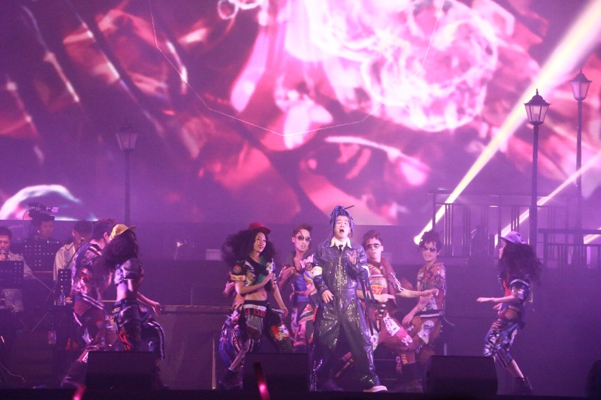 MOAArena's tweet photo. We’re going crazy tonight! Brb having the time of our lives with Jordan Chan!
#StopAngry
#StopAngryatMOAArena https://t.co/QWttgSUq7I
