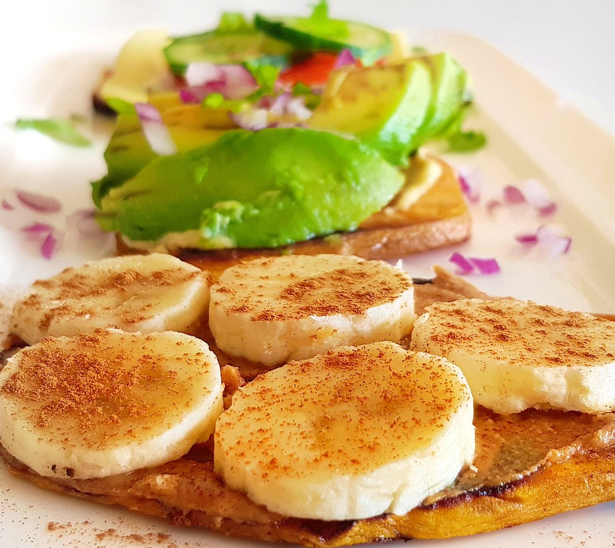 julietteamad's tweet photo. #plantaardig recept: 3x verschillende zoete aardappel toast https://t.co/Q5AFM9fEcp #recept #plantaardigrecept #zoeteaardappel https://t.co/3qauD3r5jn