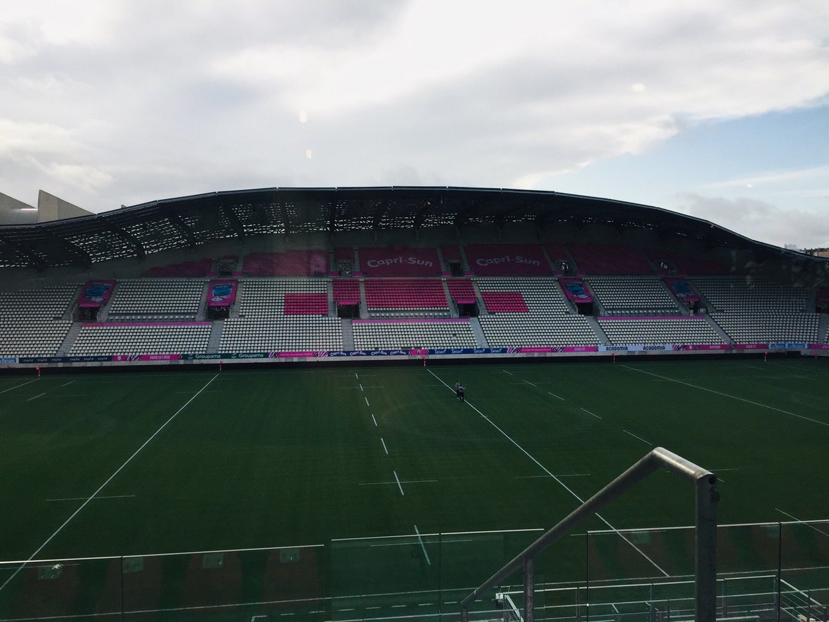 Saint_chrislin's tweet photo. Conférence de presse en prévision du spectacle du Lac des Cygnes par le @spbtofficial au @StadeJeanBouin les 3 et 4 juillet 2020 avec plus de 20.000 spectateurs attendus.
#lacdescygnesxxlive #irinakolesnikova https://t.co/sV10VgF0iJ