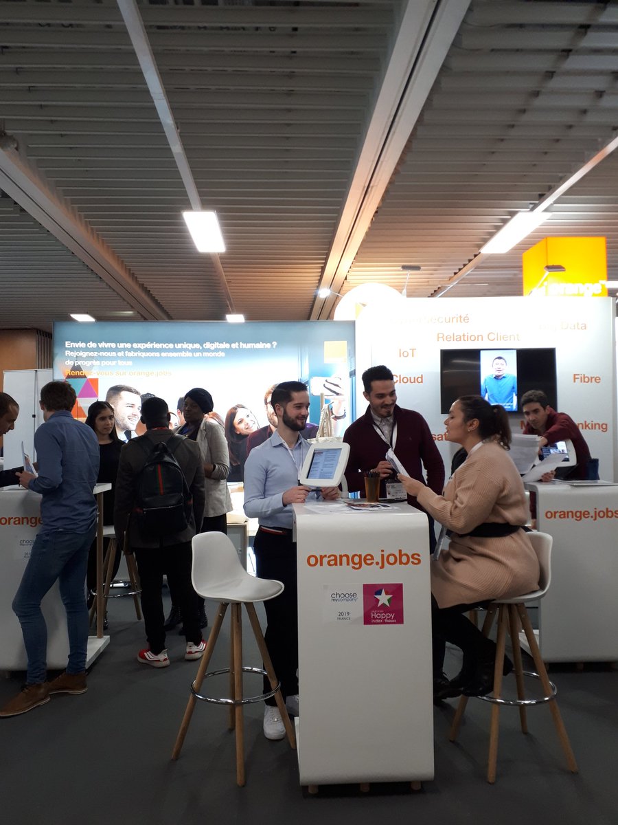 MarieBotte_'s tweet photo. Venez découvrir nos métiers #IA #cybersecurite #BigData au forum Data Days. https://t.co/TDCL7bam98