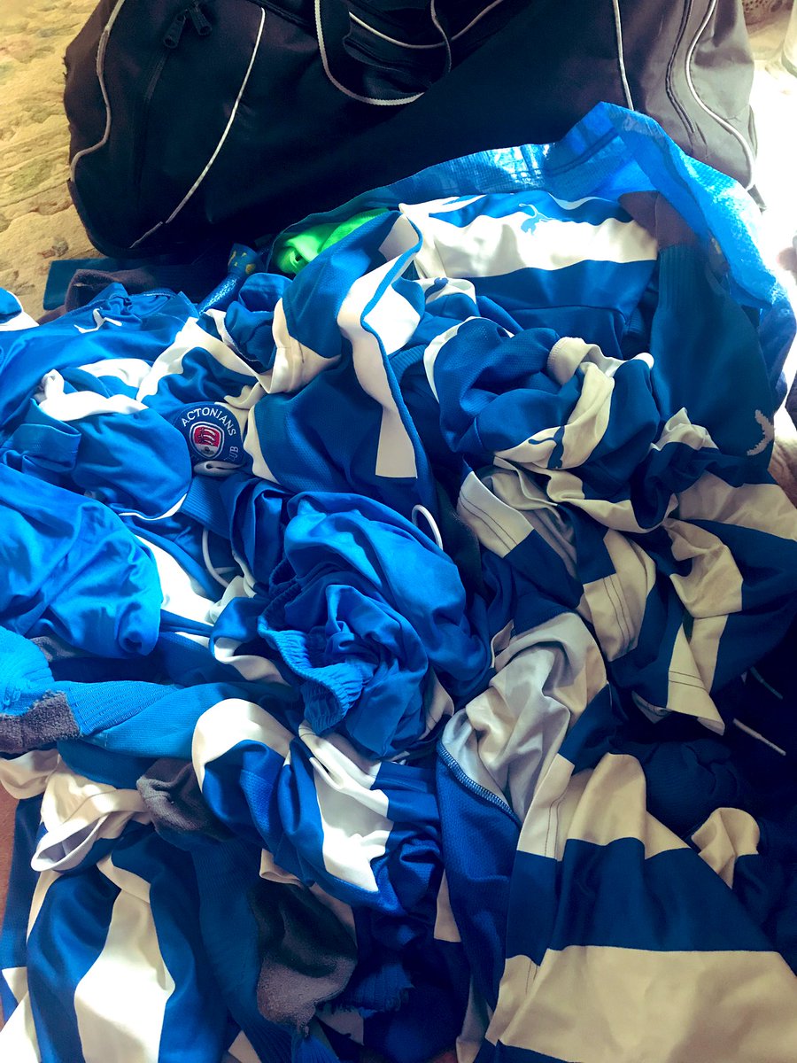 ShadiaED's tweet photo. Oh my goodness, managed to avoid #KitDuty all season up until now... I thought I did enough as club model?!! Am I expected to fold too?
P.S I draw the line at sock pairing! ๐คฃโฝ๏ธ #FootySundays #ThisGirlCant #WashItYourself #NotMyForte
#SundayLeague
@ActoniansLFC @WomeninFootball https://t.co/g15PkNWjav