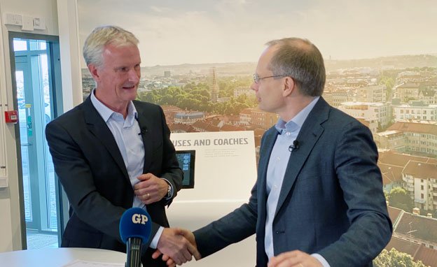 Klart idag: <a href="/Transdev/">Transdev Group</a> köper 157 elledbussar från <a href="/VolvoBuses_SE/">Volvo Bussar Sverige</a> i Europas hittills största enskilda elbussaffär. tinyurl.com/y29wqypm #elbuss #kollektivtrafik #buss