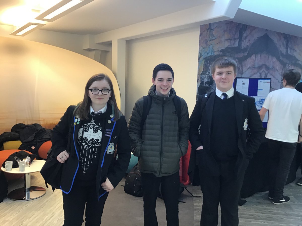 stmargaretglas's tweet photo. Our Digital Leaders collaborating and networking with other schools to come up with innovative ways of learning. #DIMPYL @andrewjewell @RMSadlerCGI @CGI_UKNEWS https://t.co/ktioS9sXI5
