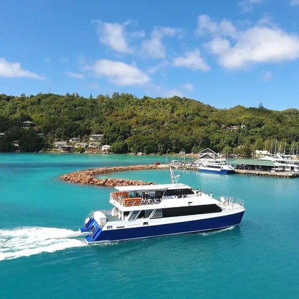 #superyacht #superyachttoys #superyachts #yachtlife #yachting #yacht #yachties #yachts #yachtcrew #instagood #oceanlife #instaluxury #deckhand #stewardess #superyachtcrewagency #ocean #watersports