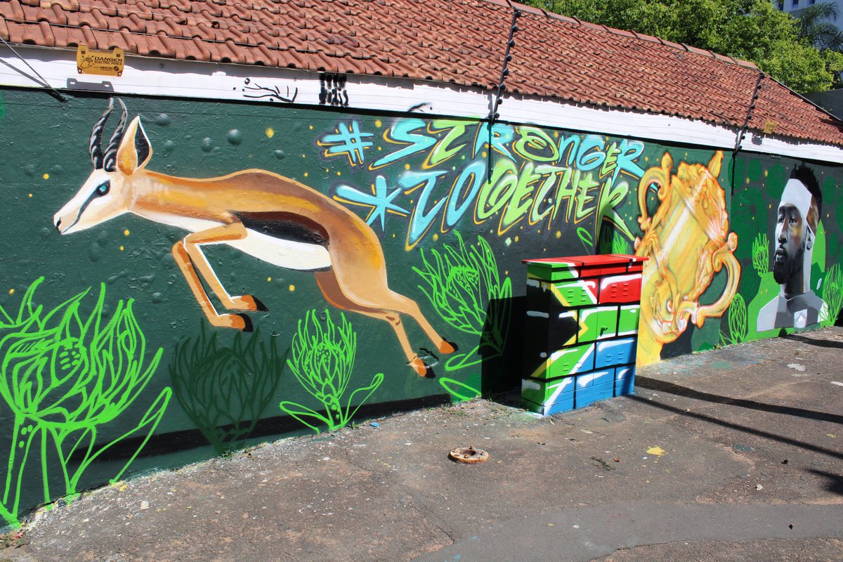 rugbyworldcup's tweet photo. How cool is this?!

Artists from Durban, South Africa have created a stunning mural in tribute to Siya Kolisi and the @Springboks 🏆

📸: @AlShiraz1 https://t.co/MUSwuoTZnC