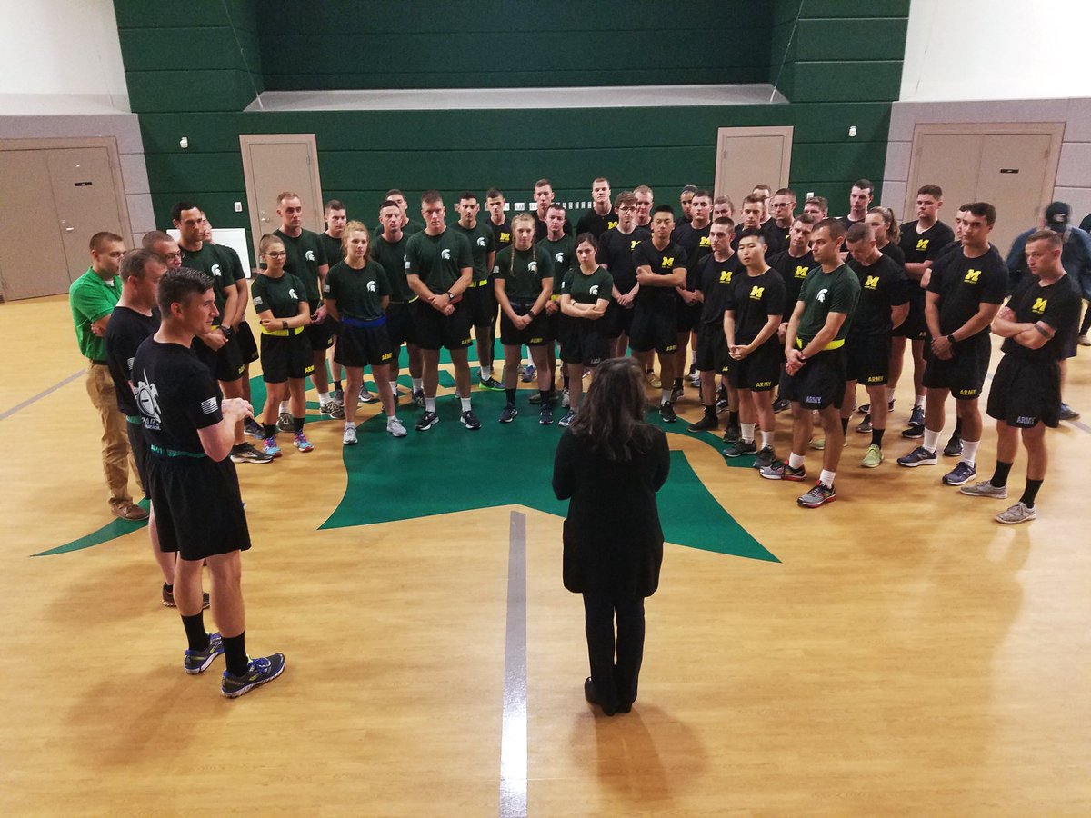 Run4Alex's tweet photo. Two rival universities come together in support of students with disabilities! Alex’s Great State Race is on November 15th this year. Find out how you can get involved: https://t.co/2x1Z7odFdz. #Run4Alex #MSU #UMSocial https://t.co/oJ2b0w6JdS