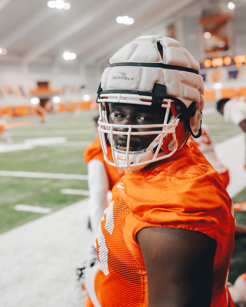 ClemsonFB tweet picture