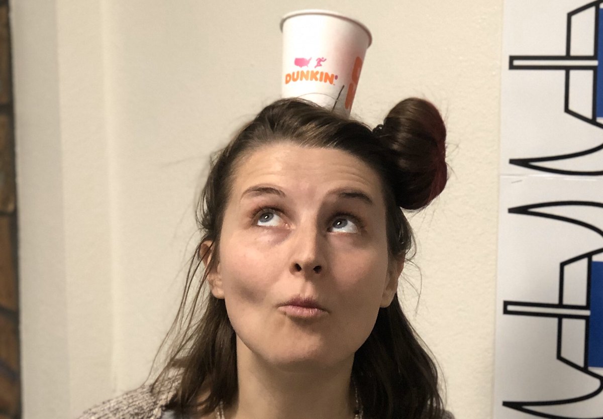 MsJsimone's tweet image. It’s #crazyhairday at school today! Donut and coffee, anyone? @CamelviewMSD38 @dunkindonuts #HEROweek