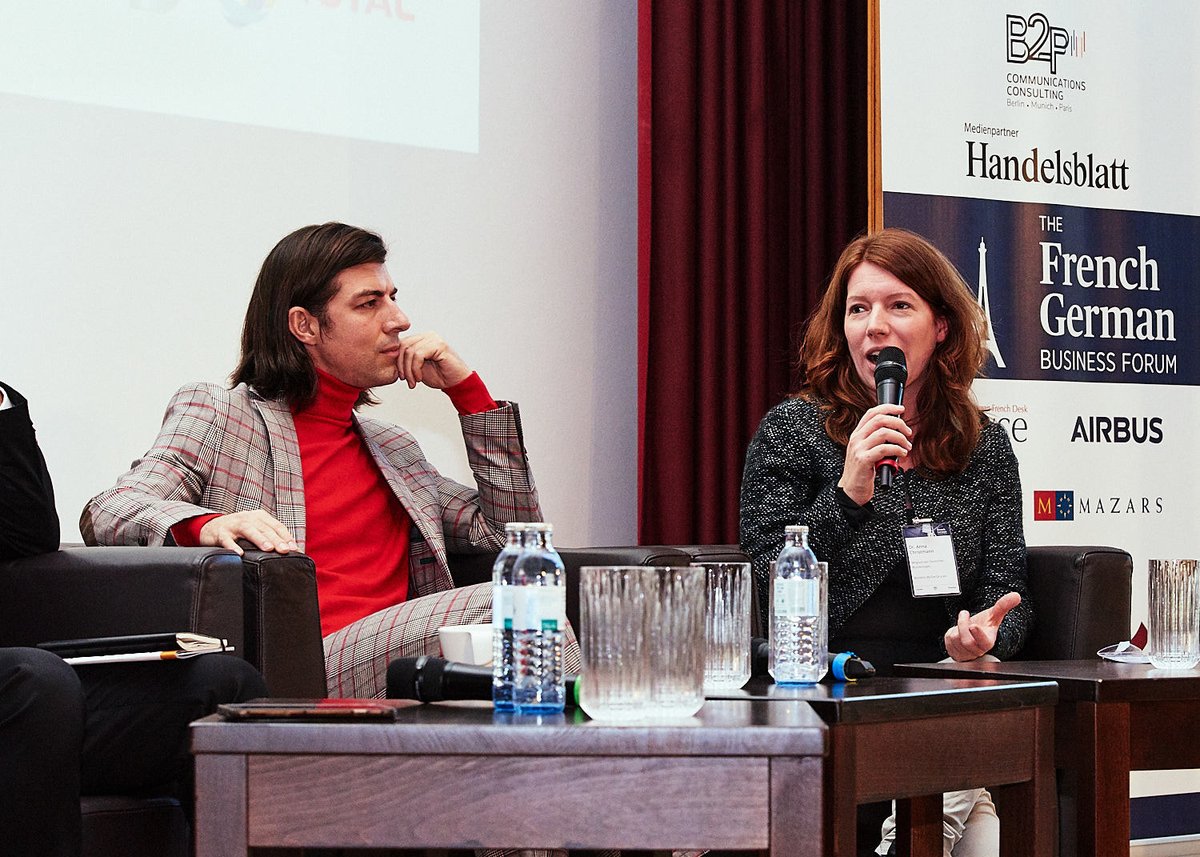 #FrenchGermanBusinessForum 2019: #Progress of #ArtificialIntelligence in #Europe (in contrast to #USA + #China) – Discussion with #DominiqueSeux, #EvelyneFreitag, #BurkardSchwab, #andreaskaplan, #annachristmann | #AI #Future #FGBF2019
