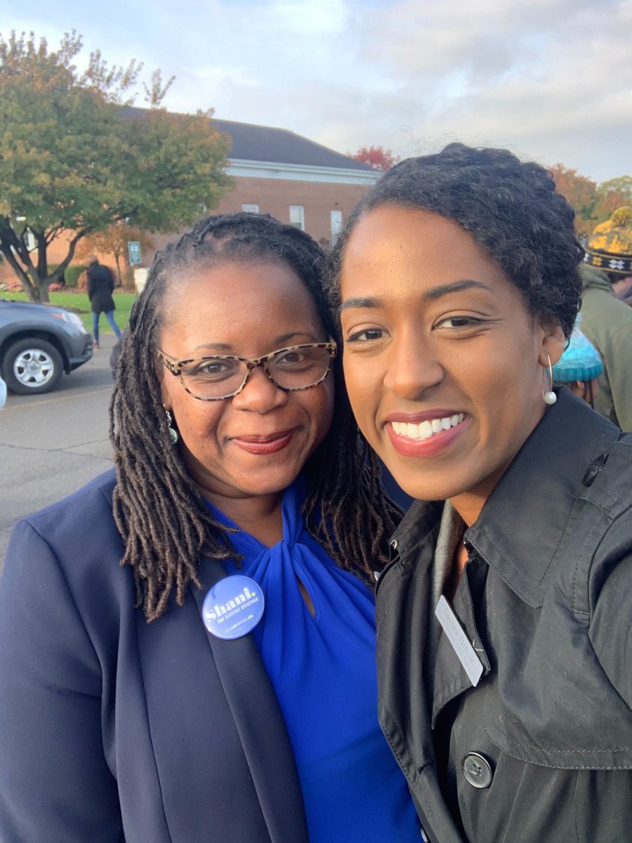 samraforsenate's tweet photo. We have so many outstanding candidates who care deeply about this community. I'm excited for what the future holds.

Vote Row A today! #ElectionDay https://t.co/CkU4oWquzW