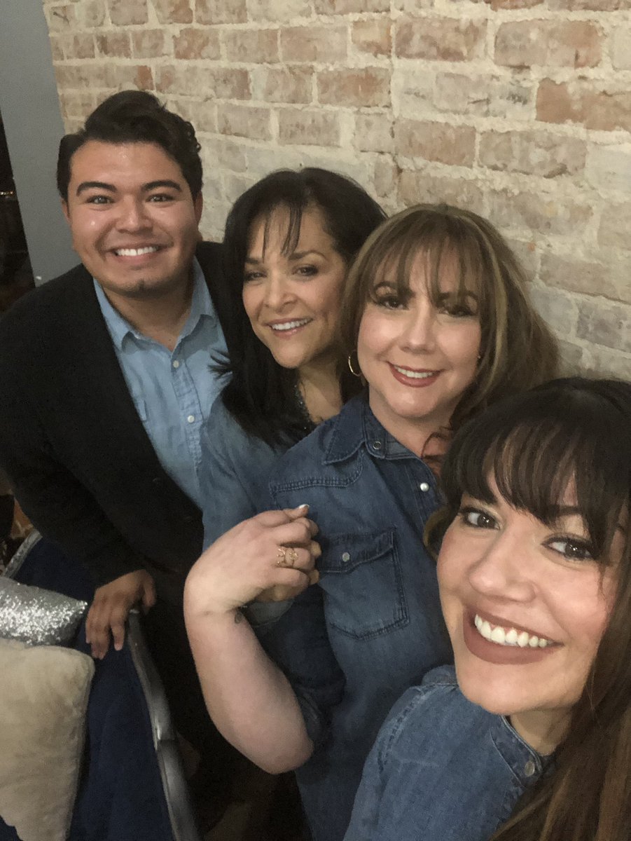 LeiaBaez's tweet photo. Honored to be among so many badass Latina journalists making an impact in our community! Looking forward to gracing the cover of Directorio Latino with these mujeres fuertes! @ssrobles13 @cgonzalez_owh #covergirls #latinajournalists #communicationpros #media #communications https://t.co/cxI5G1cMg8